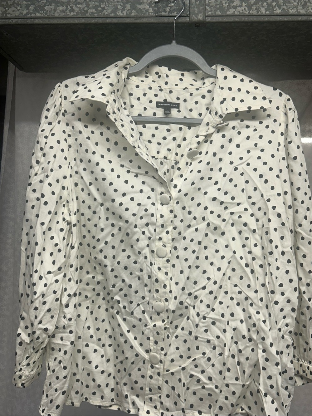 Who what wear White Polka Dot Button-Front Blouse